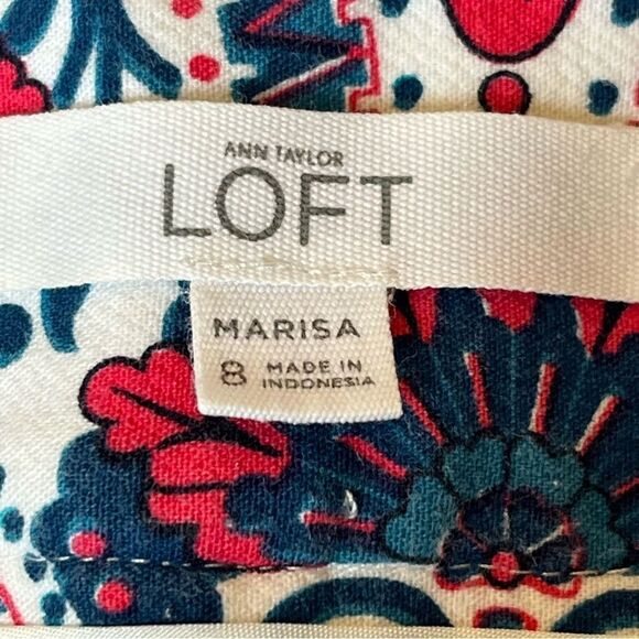 Ann Taylor Loft Marisa Women's Pants White/Blue/Red Paisley Print Cropped Size 8 - Picture 3 of 9